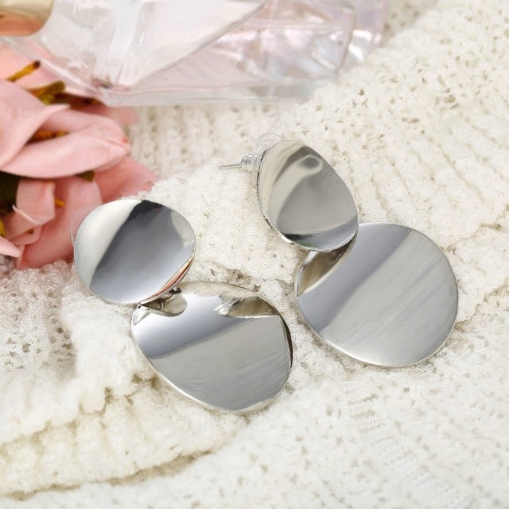 2/$20 Silver tone wavy disc earrings - Picture 2 of 5